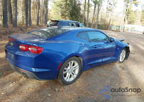 2019 Chevrolet Camaro 1Ls z USA, uszkodzony, nr VIN 1G1FB1RX8K0155059